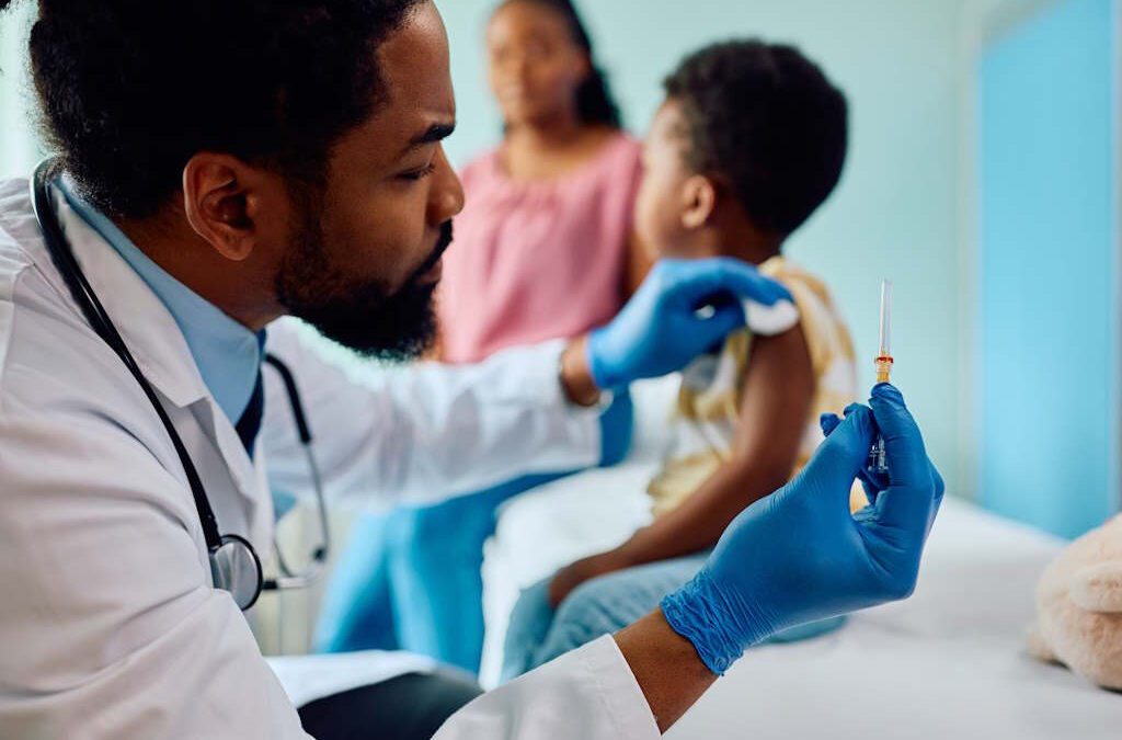 Guiné-Bissau inicia vacinação gratuita contra meningite A e covid-19