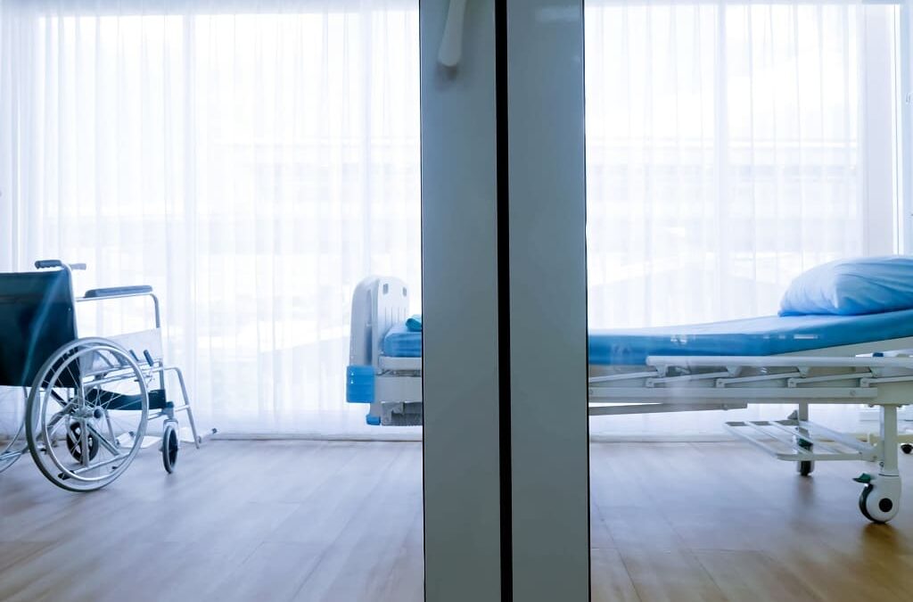 Hospital de Ponta Delgada quer iniciar reativação “lenta” na próxima semana