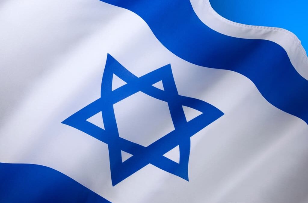 Israel diz estar “numa guerra em várias frentes” com ataques “de 7 teatros diferentes”