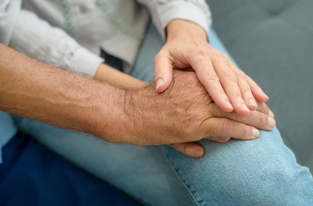 Especialistas em geriatria pedem mais programas específicos para idosos no SNS