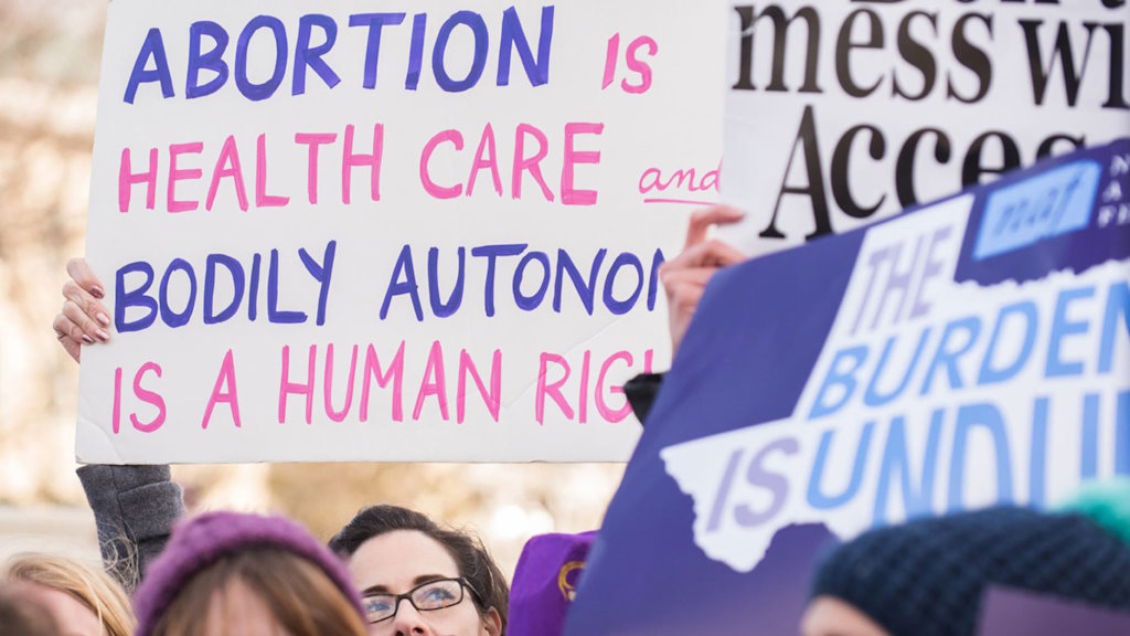 Texas suspende sentença que permitia aborto a mulher com gravidez de risco