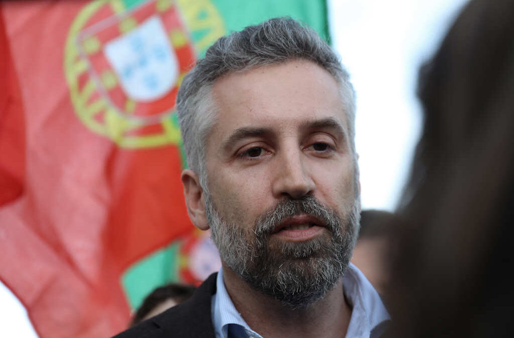 Pedro Nuno Santos acusa Montenegro de ser impreparado e diz que a direita é como a lotaria