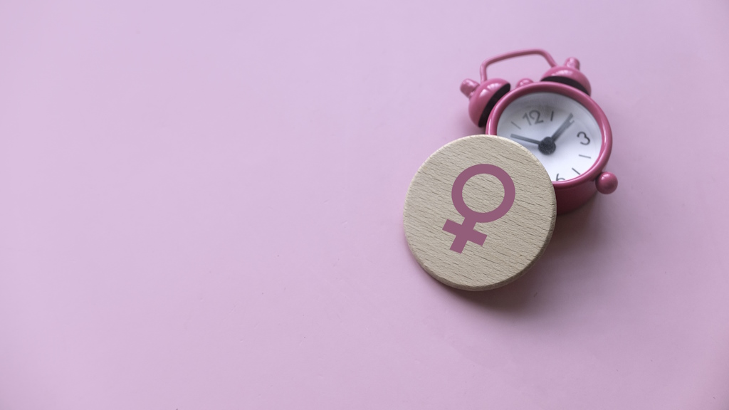 Tratar a menopausa com terapia hormonal é um direito da mulher