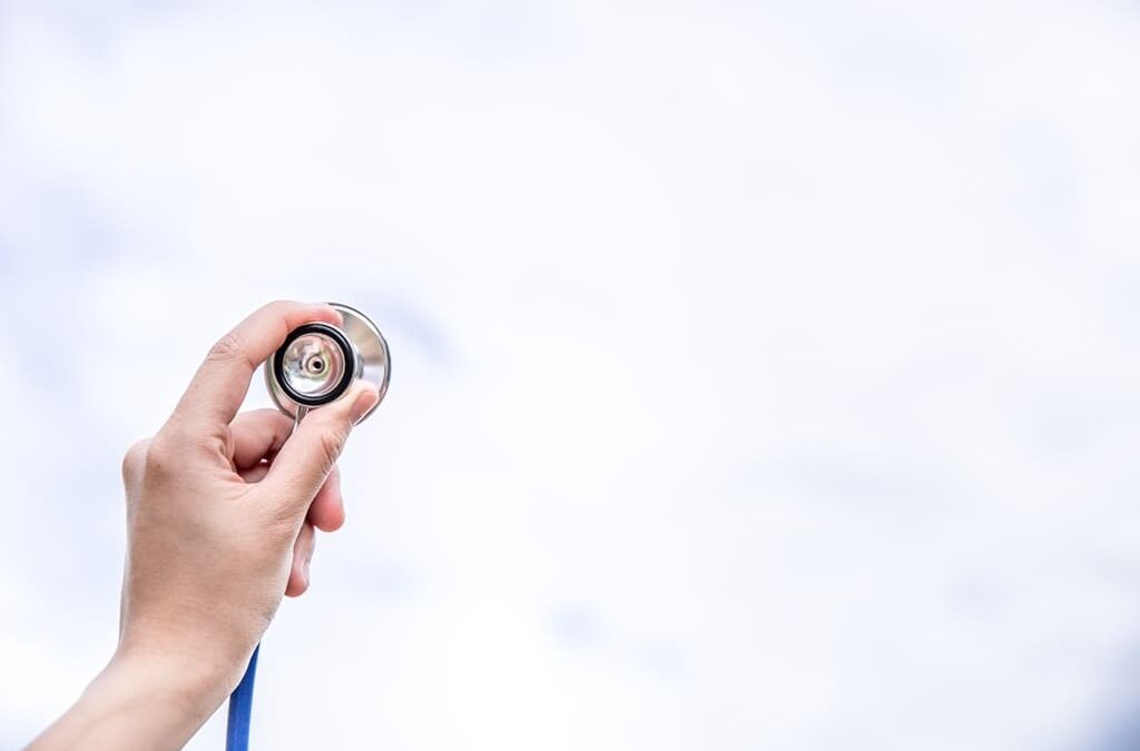 Governo revê regime de admissão de médicos e abre mais 40% de vagas para recém-especialistas