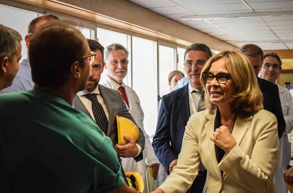 Ministra visita obras a “bom ritmo” nas urgências do hospital de Abrantes