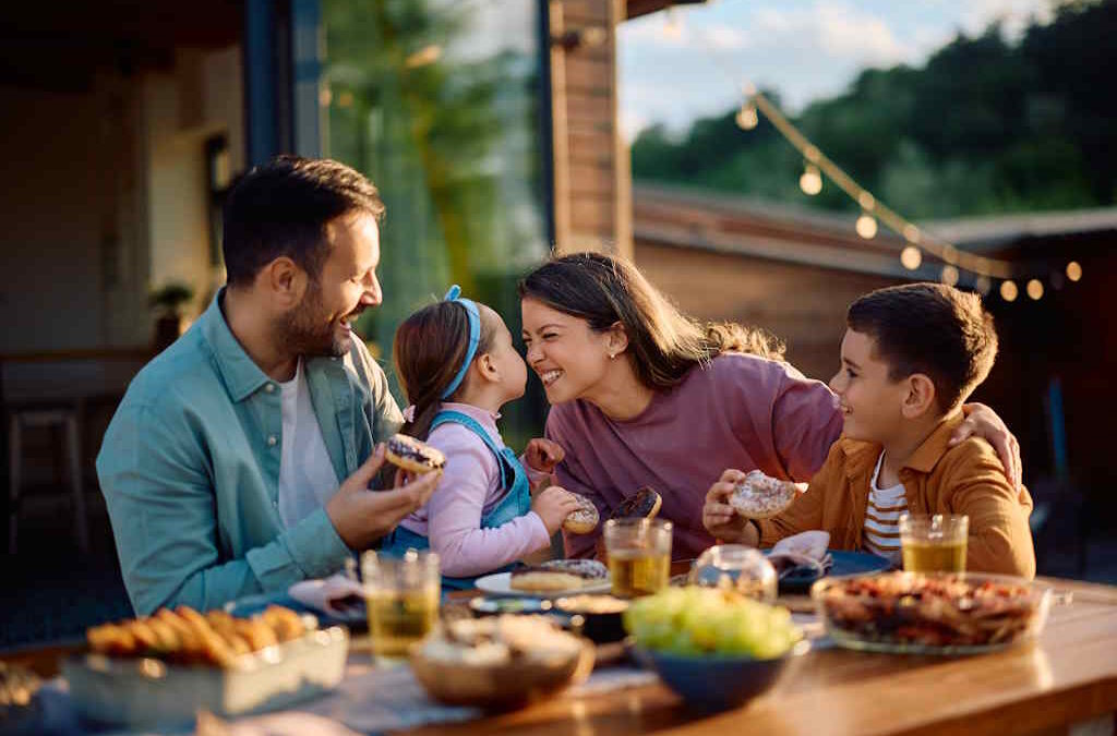 O comportamento alimentar dos pais influencia a resposta dos filhos à comida