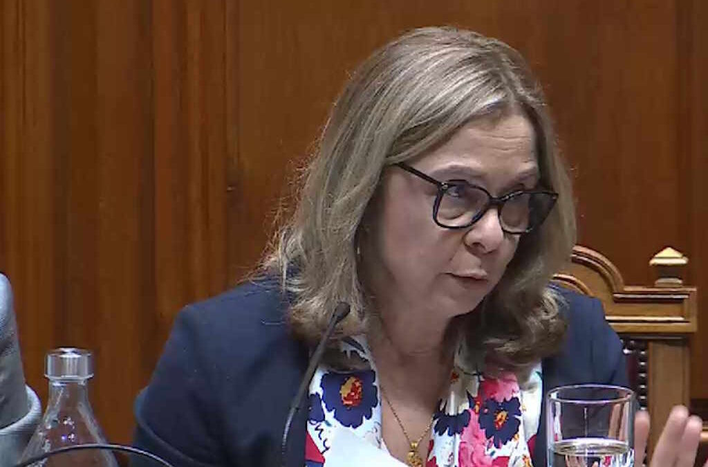 Ana Paula Martins diz que saberá “interpretar resultados” dos inquéritos às mortes do INEM