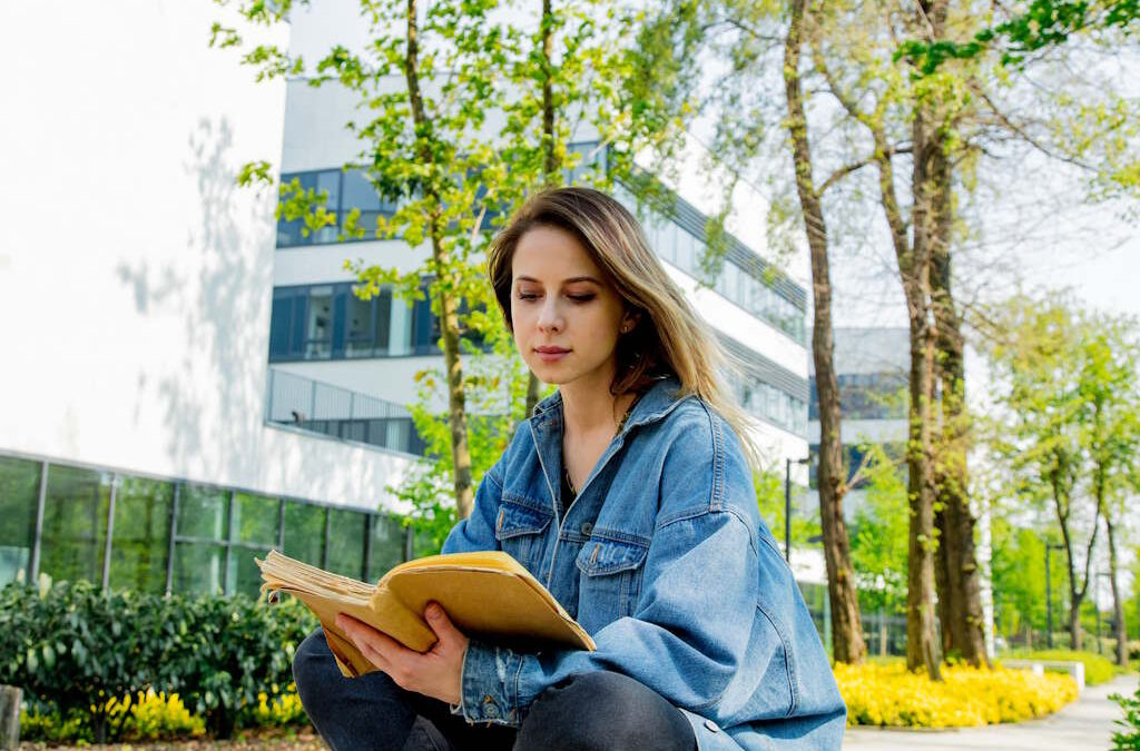 Estudo aponta vulnerabilidade emocional em estudantes deslocados