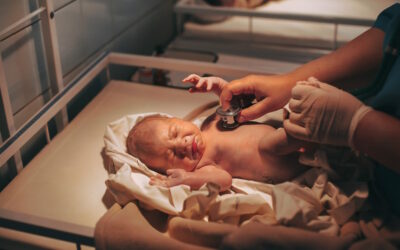 Bebés com defeitos cardíacos congénitos têm maior risco de cancro infantil