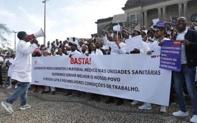 Profissionais de saúde moçambicanos prolongam greve por 30 dias