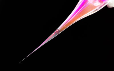 Pipeta Revolucionária Ativa Neurónios Individuais com Precisão Iónica