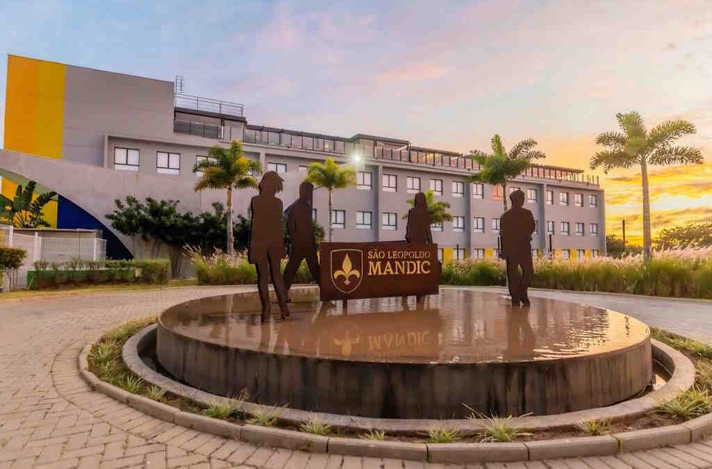 Mandic aposta em Portugal com cursos na área da medicina dentária