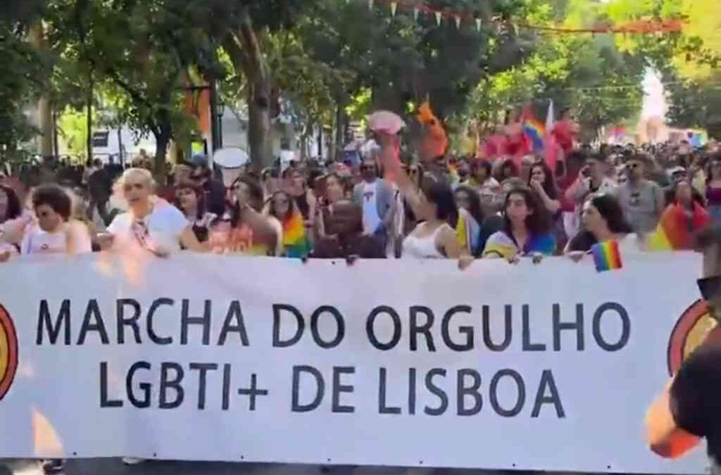 Milhares de pessoas marcham em Lisboa pelos direitos LGBTI+ e contra o ódio